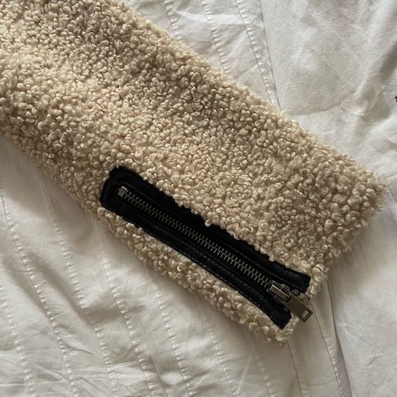 Beige teddy bear jacket - Picture 4 of 7